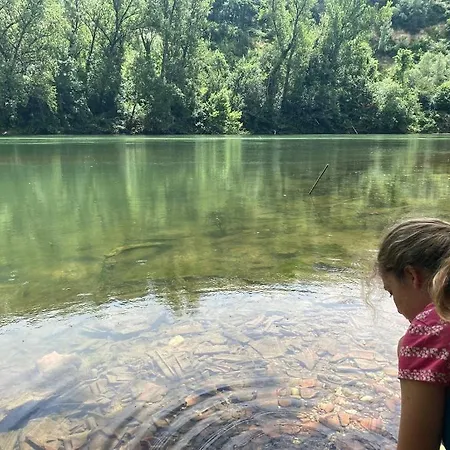 キャンプ場 Confort Et Petit Dejeuner - Formule Hoteliere Lisle-sur-Tarn