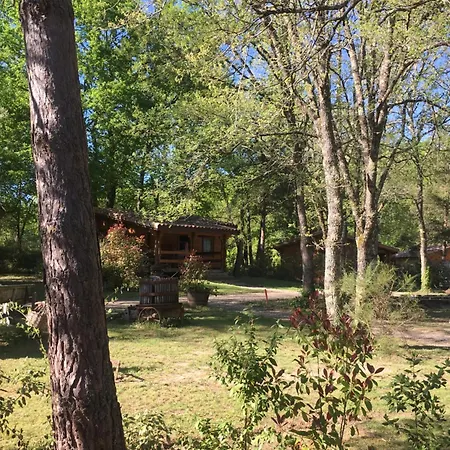 Confort Et Petit Dejeuner - Formule Hoteliere Campingplatz